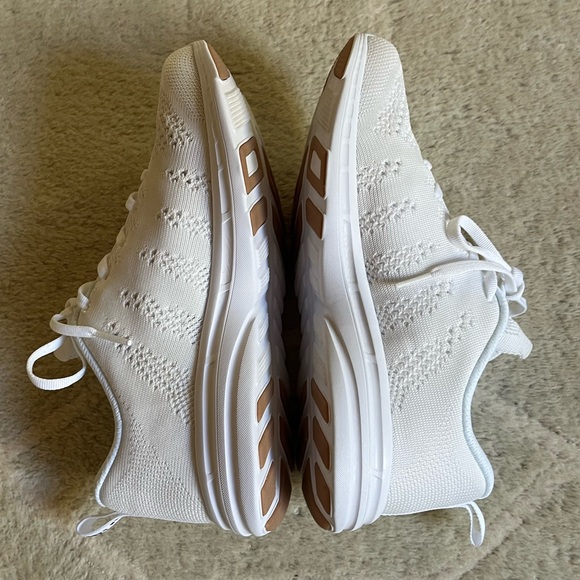 APL TechLoom Pro - Picture 5 of 16